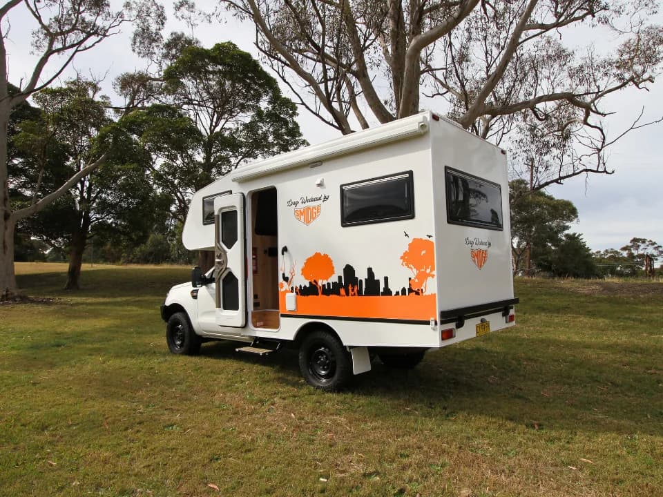 2026 Made by Smidge Long Weekend — passenger side exterior showing aluminium-framed body construction
