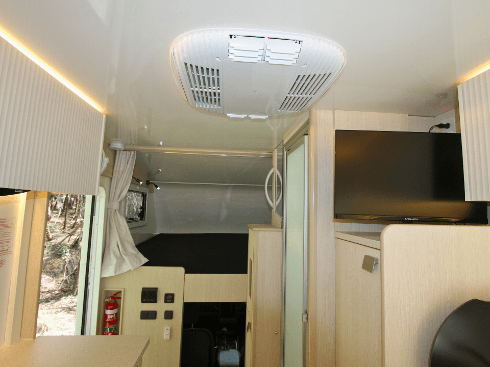 2026 Suncamper Sherwood E-2 4x2 - image 22