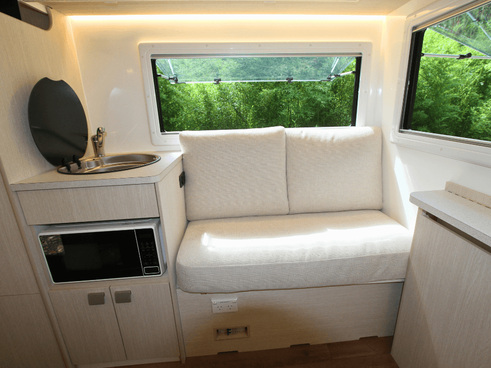 2026 Suncamper Sherwood E-2 4x2 - image 7