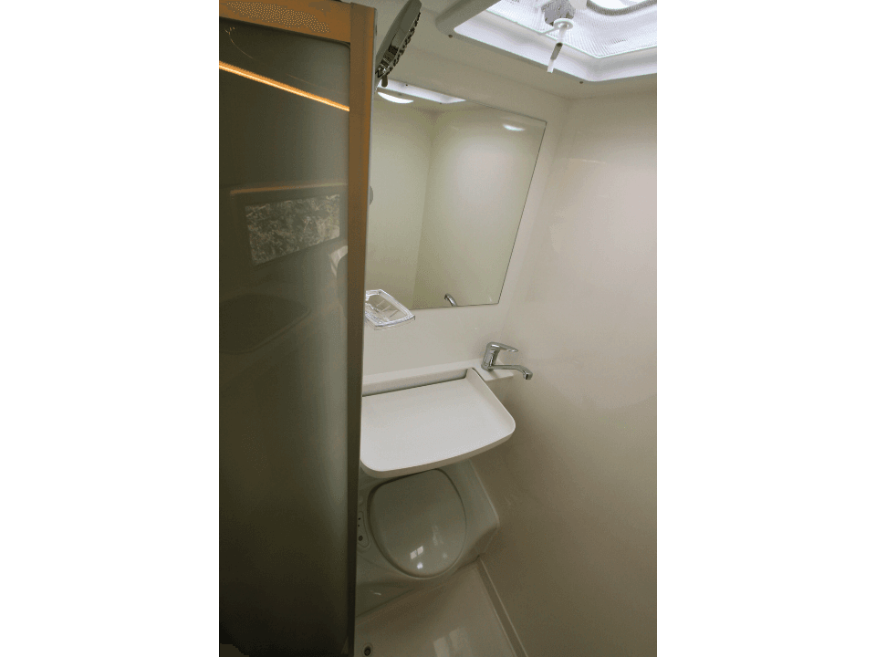 2026 Suncamper Sherwood E-2 4x2 - image 11