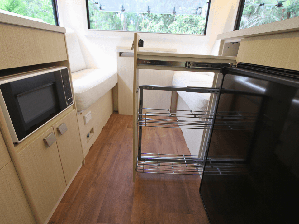 2026 Suncamper Sherwood E-2 4x2 - image 18