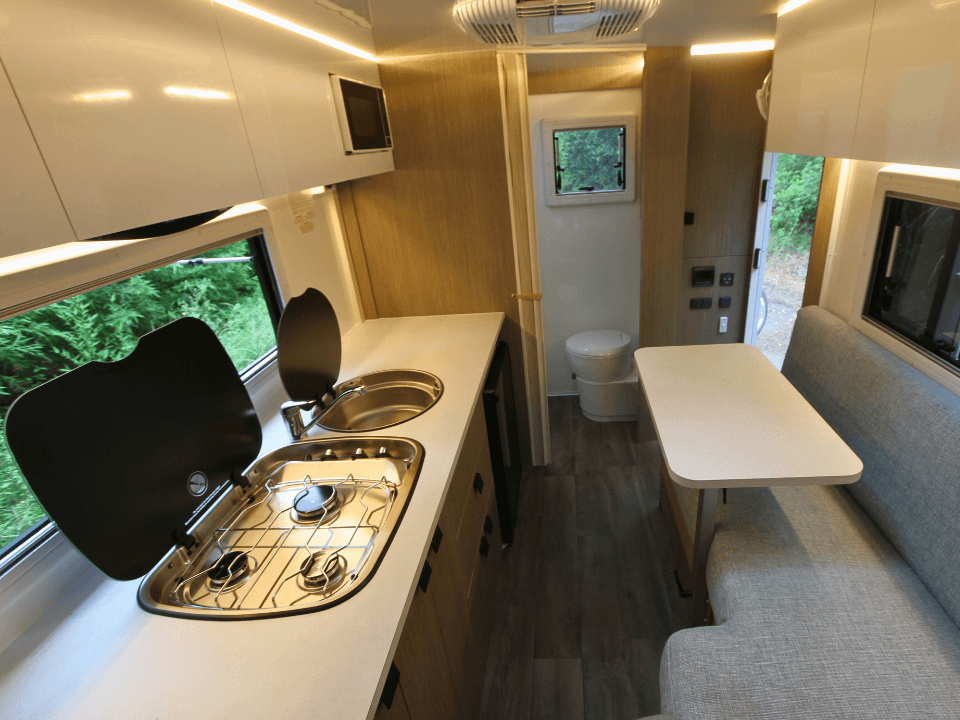 2026 Suncamper Sherwood T-2 4x4 - image 8
