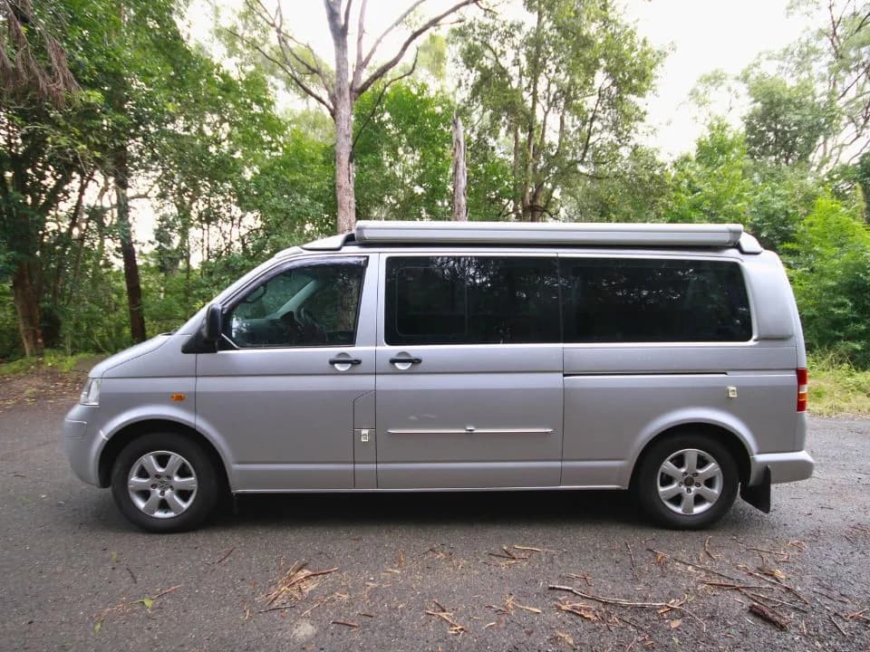 2007 Trakka Trakkadu T5 campervan — driver's side profile with the pop-top roof down
