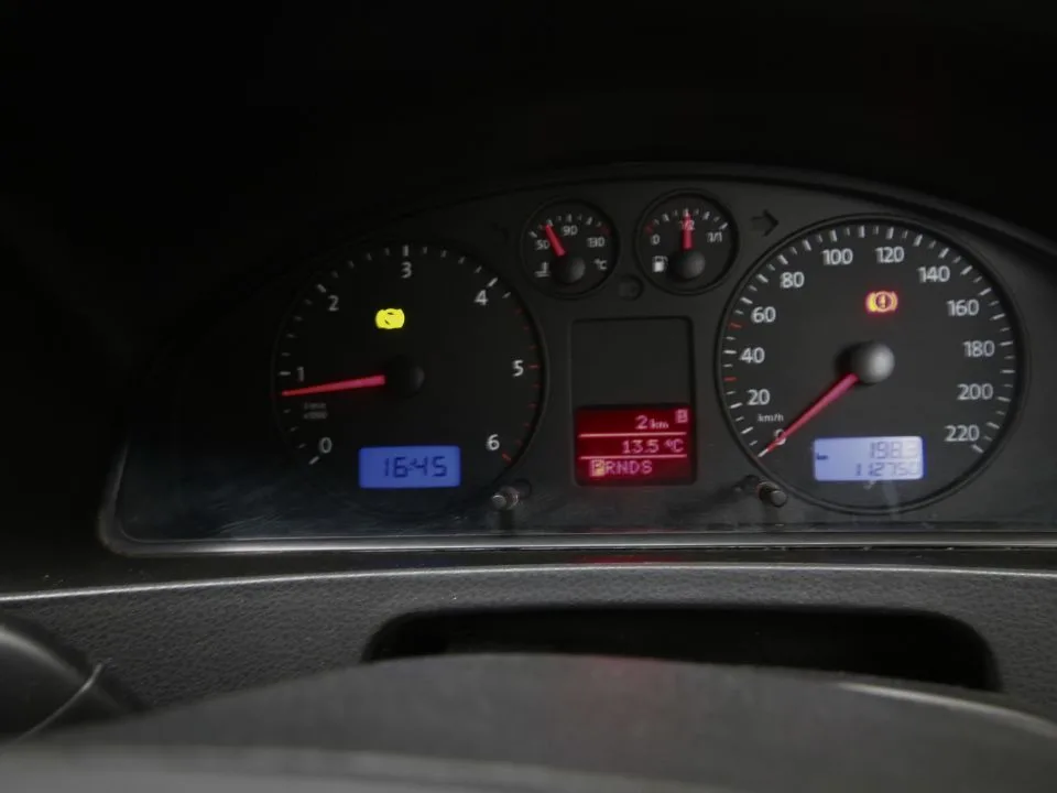 2007 Trakka Trakkadu T5 campervan — instrument cluster showing the odometer