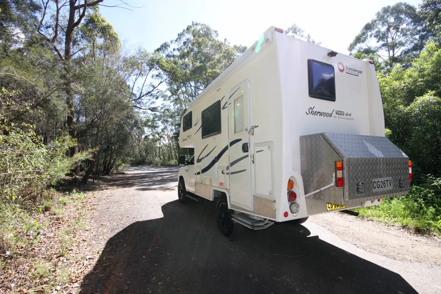 2015 Suncamper Sherwood 4x4 Twin motorhome — exterior, rear quarter view