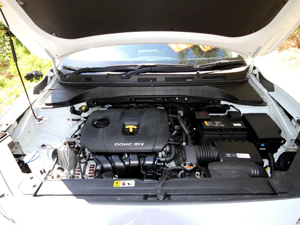 2019 Hyundai Kona Go — engine bay