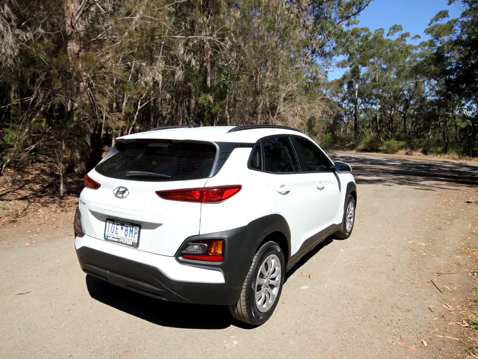 2019 Hyundai Kona Go — rear three-quarter exterior view with alloy wheel